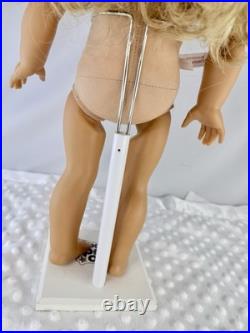 18 American Girl Doll Girl of the Year 2010 Lanie Holland retired USED