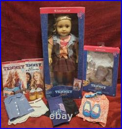 18 Inch American Girl Doll Tenney Grant Collection, With Brand New Outfit