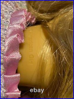 2012 American Girl Doll Blonde Hair Brown Eyes Hat & Accessories Beautiful