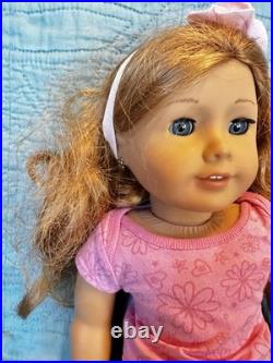 AMERICAN GIRL 18 DOLL #33 Wrong BOX Red Hair Blue Eyes Truly Me RETIRED Outfit