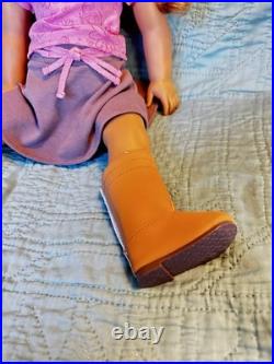 AMERICAN GIRL 18 DOLL #33 Wrong BOX Red Hair Blue Eyes Truly Me RETIRED Outfit