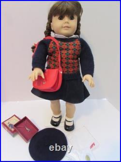 AMERICAN GIRL DOLL PLEASANT COMPANY -MOLLY McINTIRE RARE FIND COLLECTORS