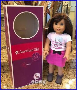 AMERICAN GIRL, GRACE THOMAS, MINT DOLL, WithORIGINAL OUTFIT, BRACELET & BOX RETIRED