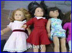 AMERICAN GIRL Lot of 4 Dolls With Clothes