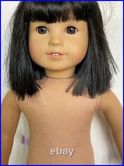 American Girl / 18 Ivy Ling Doll