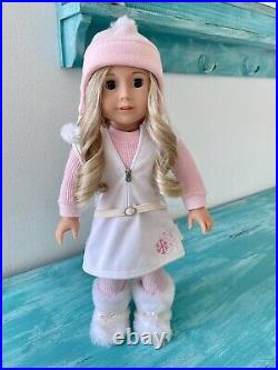American Girl 18 Truly Me #78 Doll Light Skin Blonde Hair Gray Eyes, Outfit