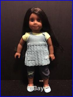 American Girl Chrissa 2009 with friends Sonali & Gwen Great Condition