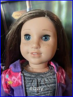 American Girl Create Your Own CYO Doll, Meet Outfit Displayed Only READ DETAILS