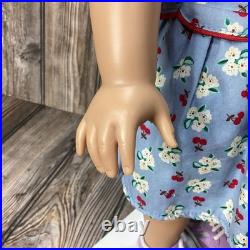 American Girl Doll 18 Emily Bennett Doll 2008 Retired With Stand In Meet Outfit