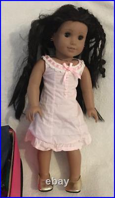 American Girl Doll 2014 Dark Skinned Black Hair With Extra Cloths And Case