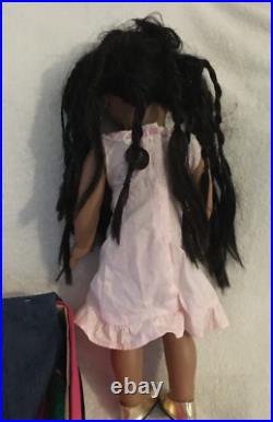 American Girl Doll 2014 Dark Skinned Black Hair With Extra Cloths And Case