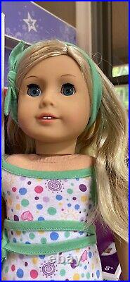 American Girl Doll 22 Blonde Hair Blue Eyes in Box Truly Me EUC