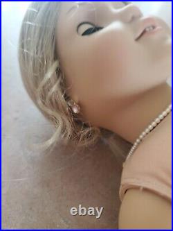 American Girl Doll Elizabeth Cole Original Meet Dress Earrings Necklace Pin Curl