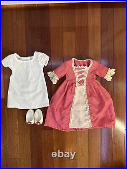 American Girl Doll Elizabeth with Complete Meet Outfit & Box RETIRED