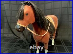 American Girl Doll Felicity Carriage with the horse and in excellent condition