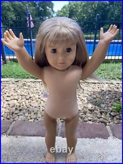 American Girl Doll Gwen Doll, Gently Used Condition No Clothes Retired Chrissa