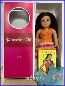 American Girl Doll Jess of the Year 2006 Retired Box/pajamas & Book