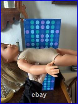 American Girl Doll Kailey 2003 w Meet Outfit, Book, and OG. Box, See description