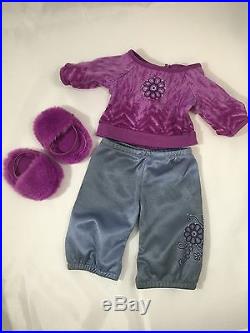 American Girl Doll Kanani Girl Of Year 2011 With Lots of Accessories Retired