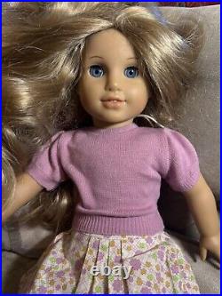 American Girl Doll LLC Blond Hair / Blue Eyes / outfits Excellent Condition