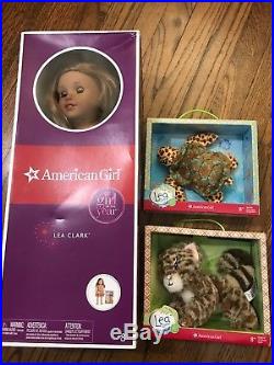 American Girl Doll Lea Clark 2016 GOTY Book, Box & Accessories EUC turtle cat