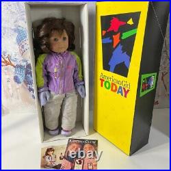 American Girl Doll Lindsey 18 with Ski Outfit Original Box