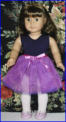 American Girl Doll Lot 2 withBrown Hair Hazel Eyes & Brown Eyes withBaking Book