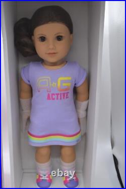 American Girl Doll Truly Me #121, Brown Eyes and Brown Hair, DAMAGED BOX