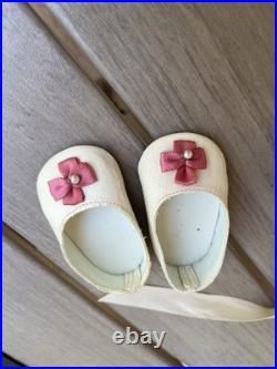 American Girl Elizabeth Cole 18 Doll With Meet Dress, Retired