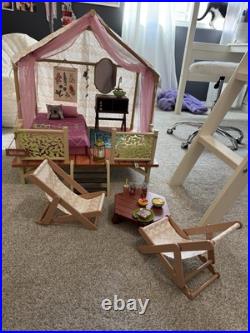 American Girl GVF54 Kira's Comfy Platform Tent Complete Set