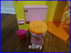 American Girl Julie Bathroom With Accessories