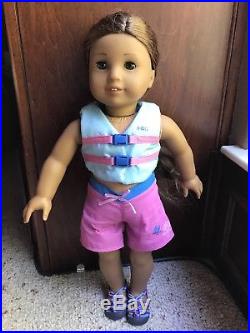 American Girl Kanani GOTY 2011 with Surfboard great condition