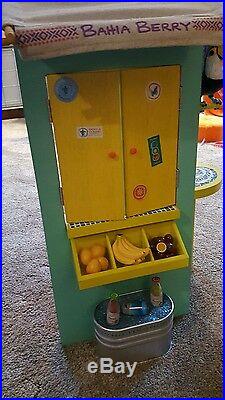 American Girl Lea's Fruit Stand. Meticulous Condition. Slightly Used