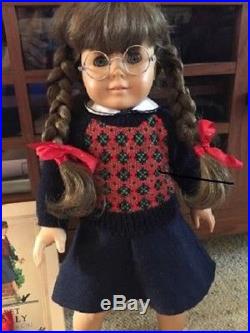 American Girl MOLLY Pleasant Company with Lots of ACCESSORIES