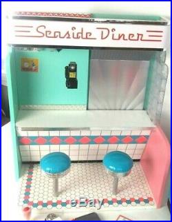 American Girl Maryellen's Seaside Diner Play-set Furniture With Accessories