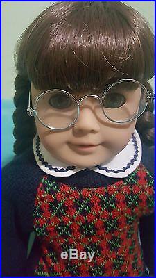 American Girl Molly Pleasant Co. With Book 18 Retired With Stand Used Without Box