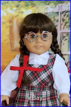 American Girl PC Historical Molly Doll + LOT Retired HTF Clothing & Accessories
