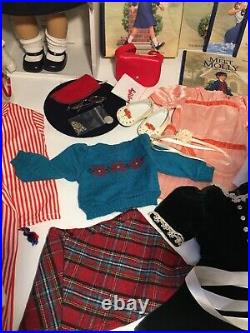 American Girl Pleasant Company 18 MOLLY DOLL Outfits & Accessories Lot