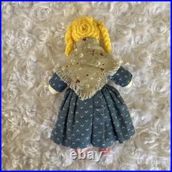 American Girl Pleasant Company Kirsten Toy Doll Sari Quilt