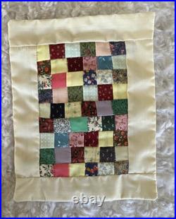American Girl Pleasant Company Kirsten Toy Doll Sari Quilt