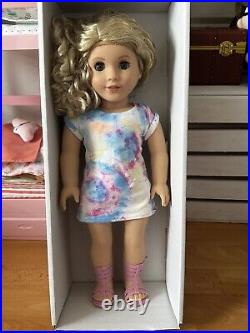 American Girl Truly Me 115 18 Doll Gray Blue Eyes Curly Blonde Hair