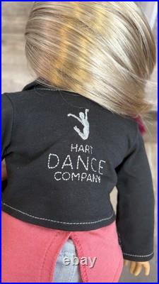 American Girl of the Year Isabella 2014 EUC Adult Owned, One Owner