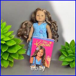 American girl Kanani Doll In Meet Outfit With Necklace Barrette&Book