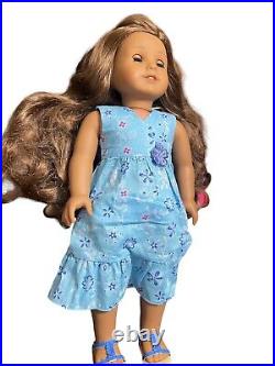 American girl Kanani Doll In Meet Outfit With Necklace Barrette&Book