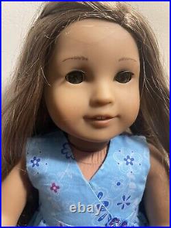 American girl Kanani Doll In Meet Outfit With Necklace Barrette&Book