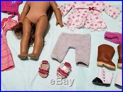 American girl doll Kanani girl of the Year (2011) and accesories