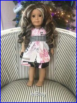 American girl doll Lot 2 Dolls Blond Blue Eyes Kiterage Brunette Brown Eyes