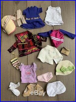 American girl doll lot of dolls used + Clothing