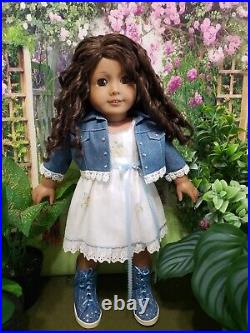 Americangirl doll and 9 set of clothes