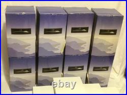 Girls Of Many Lands Dolls By American Girl 8 dolls Withboxes Books & display shelf